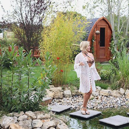 Dragonfly Glamping Spa Retreat Ashford  Ngoại thất bức ảnh